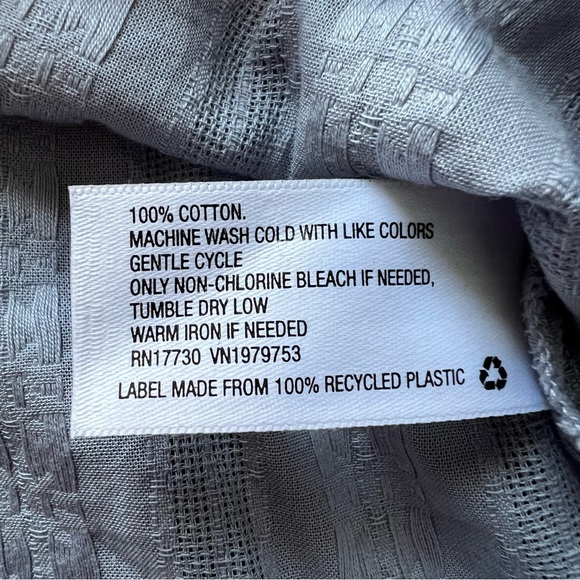 NWT Universal Thread Women’s Top! - Picture 6 of 8